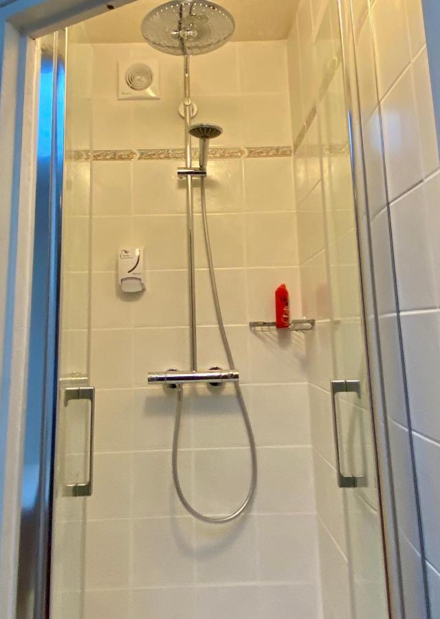 Hotel Studia Париж Экстерьер фото